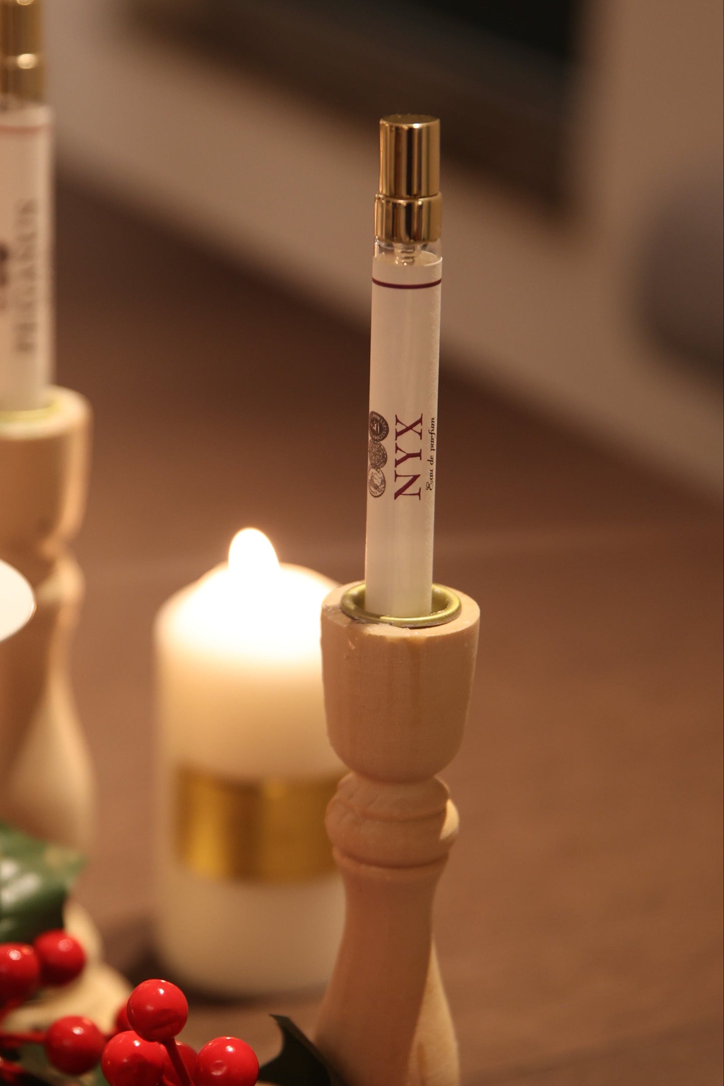 Nyx檀香紫羅蘭淡香水